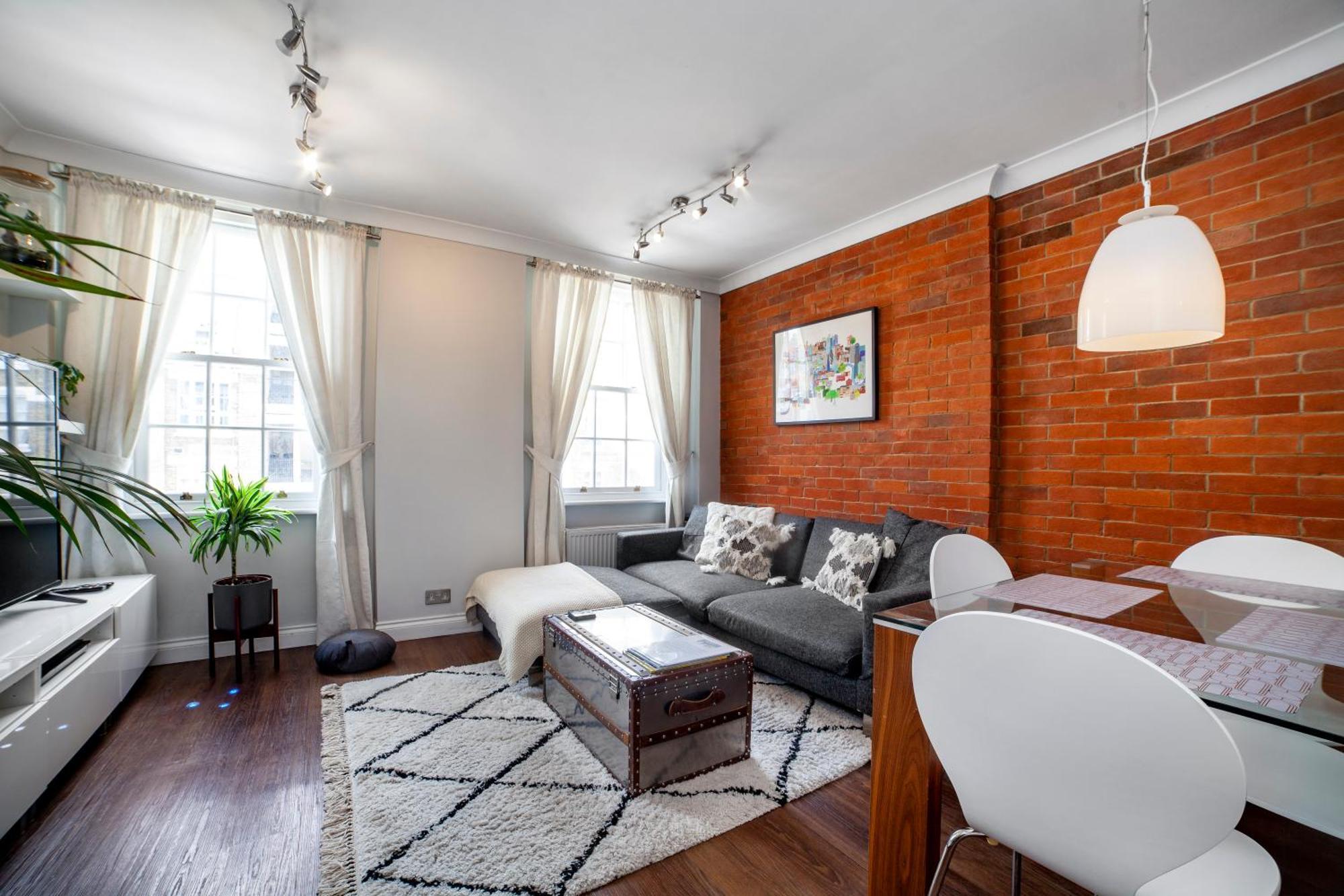 Excellent 2br Apt, Chancery Lane Londra